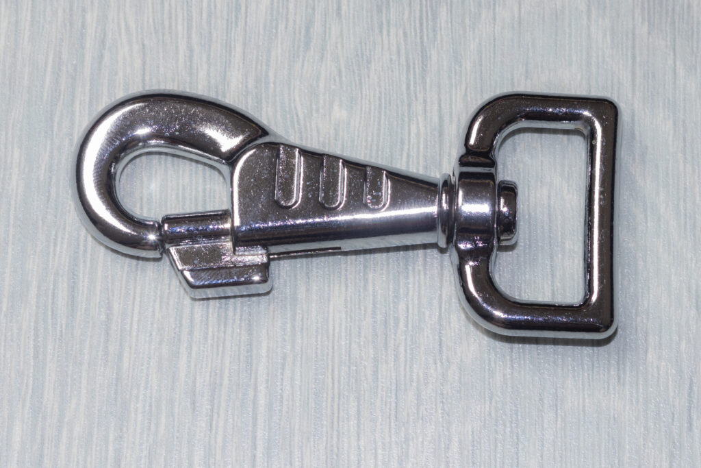 Boutkarabijnhaak rechthoek 80x25mm - zilver